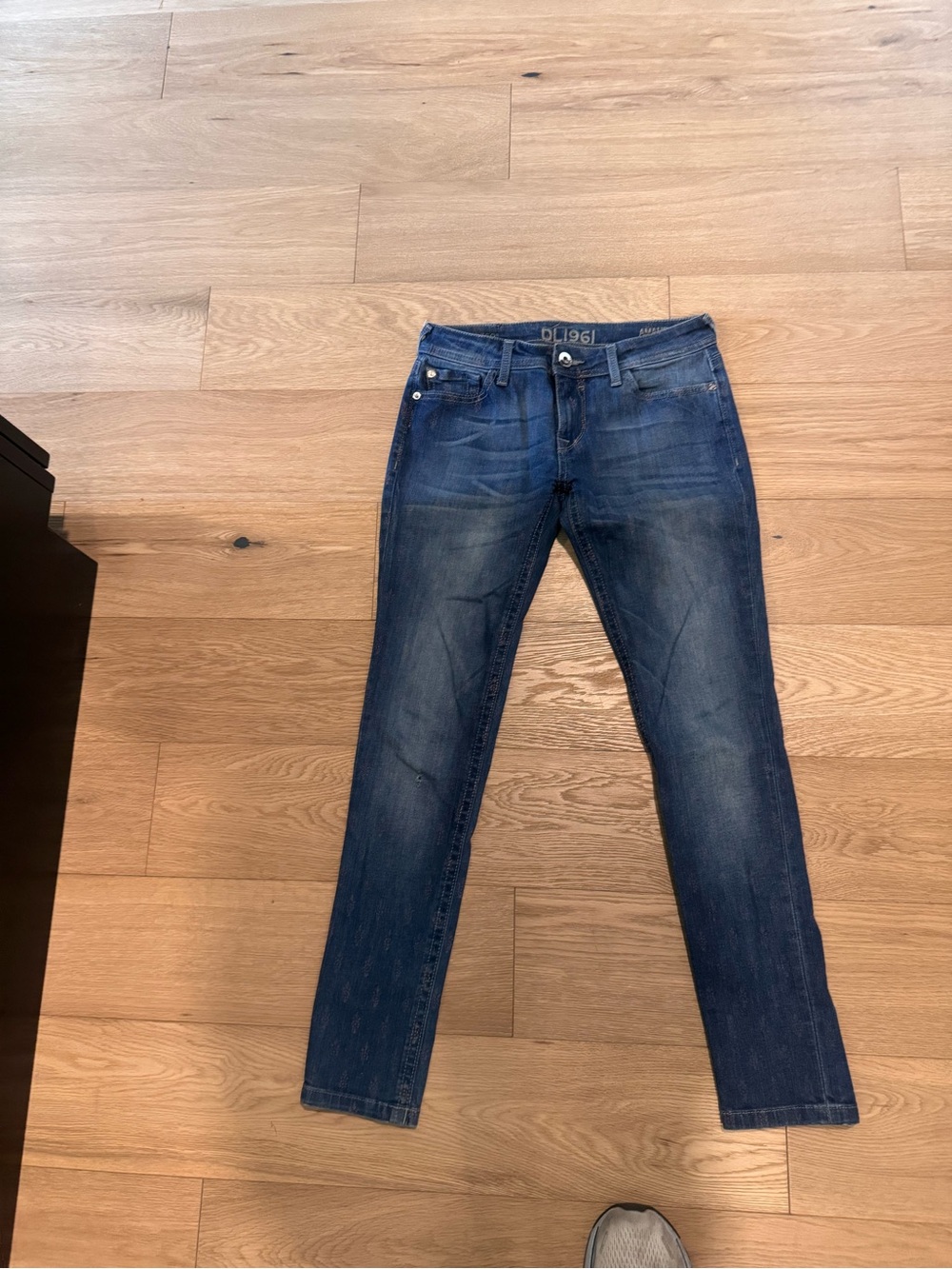 DL1961 Women's Boot Cut Jeans in “Greenville” pattern  Wash
